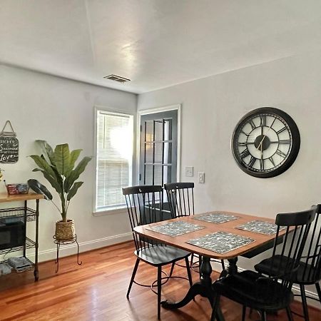 Brand New, Cozy, Modern, One-Bedroom Apartment Falls Church Bagian luar foto